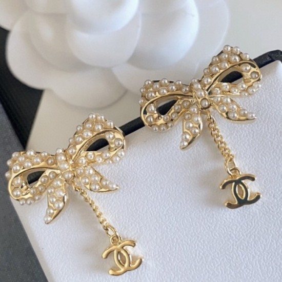 Earrings with eye-catching designs 2023SS CHANEL Chanel Earrings with eye-catching designs 2023SS CHANEL Chanel